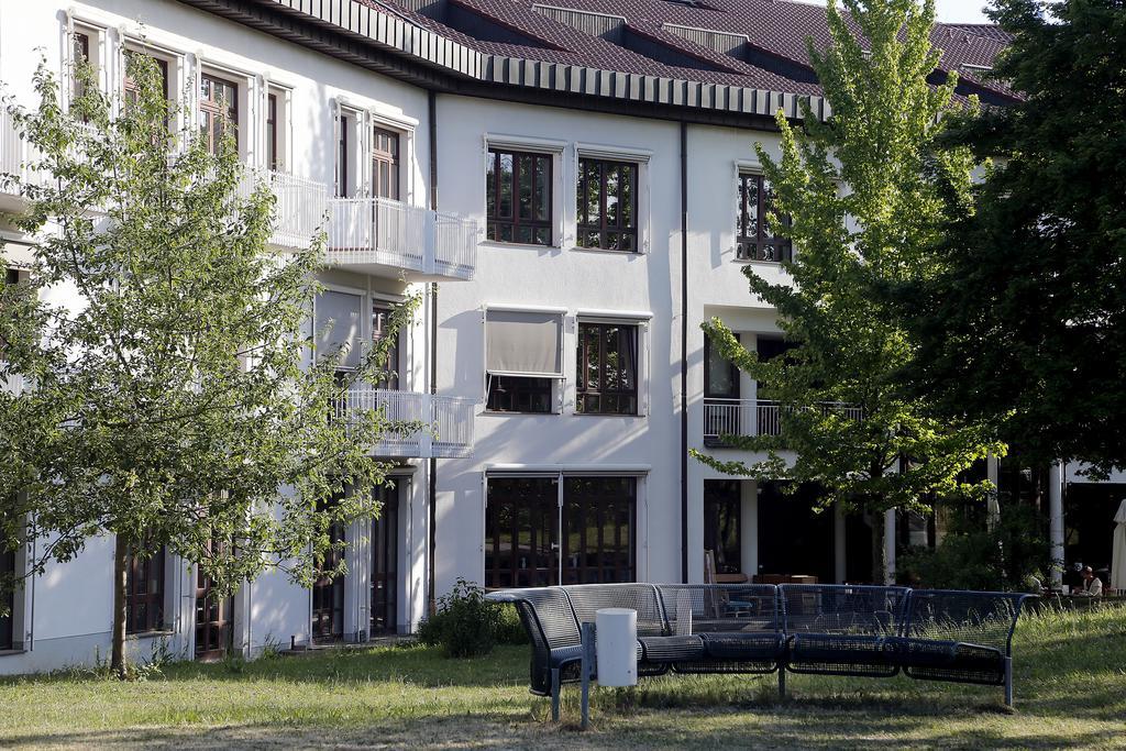 Tagungs- Und Bildungszentrum Steinbach/Taunus Steinbach im Taunus Extérieur photo