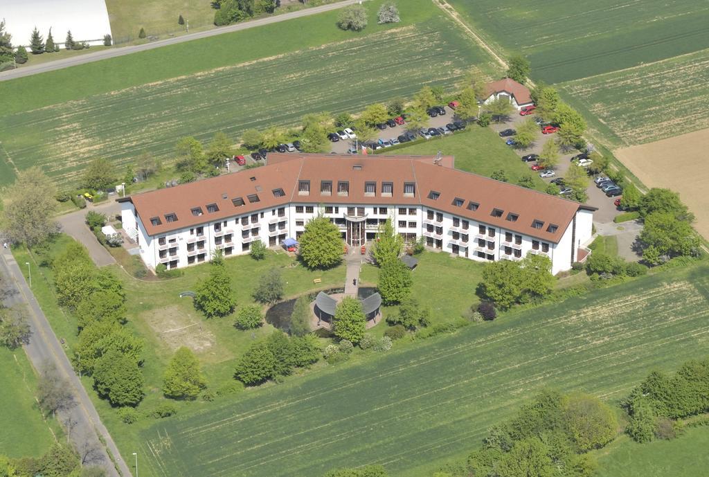Tagungs- Und Bildungszentrum Steinbach/Taunus Steinbach im Taunus Extérieur photo