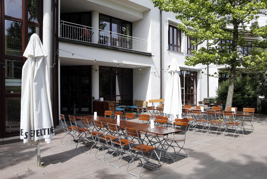 Tagungs- Und Bildungszentrum Steinbach/Taunus Steinbach im Taunus Extérieur photo